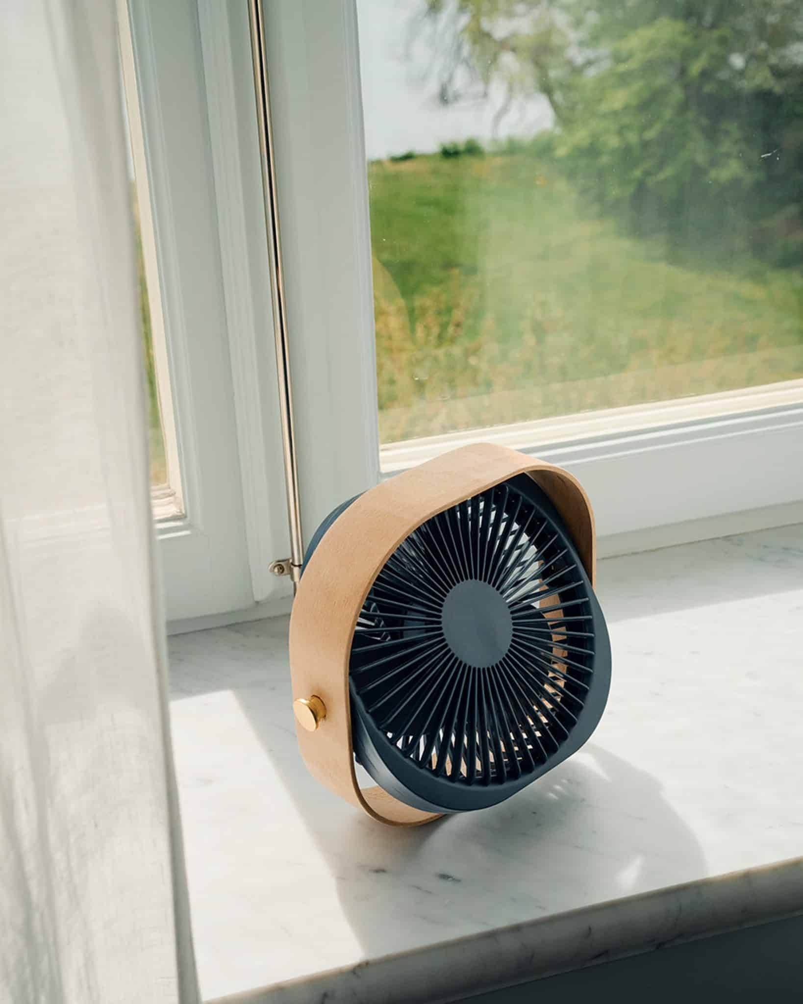 Ventilateur portable 360 ° bleu bois